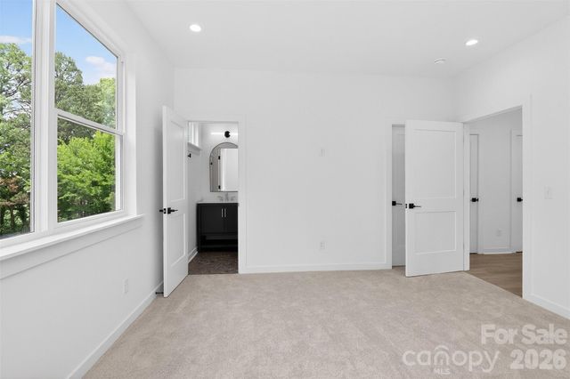 2716 Baltimore Avenue, Charlotte, NC 28203