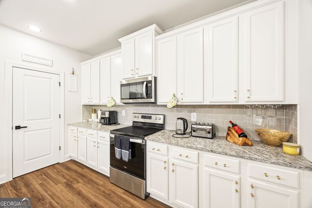 437 Lawson Drive, Mansfield, GA 30055