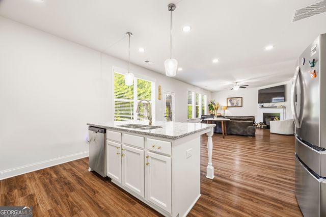 437 Lawson Drive, Mansfield, GA 30055