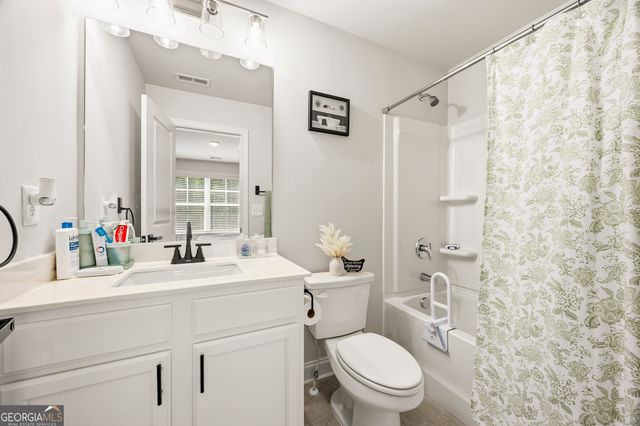437 Lawson Drive, Mansfield, GA 30055