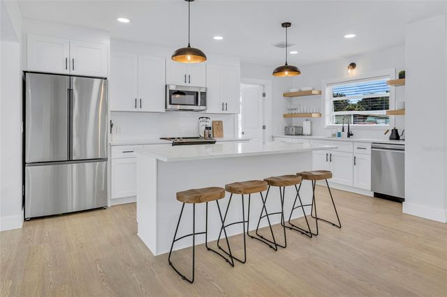 1921 FERN AVENUE, Sarasota, FL 34235