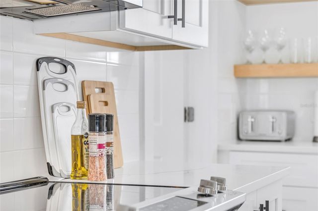 1921 FERN AVENUE, Sarasota, FL 34235