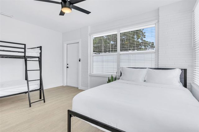 1921 FERN AVENUE, Sarasota, FL 34235