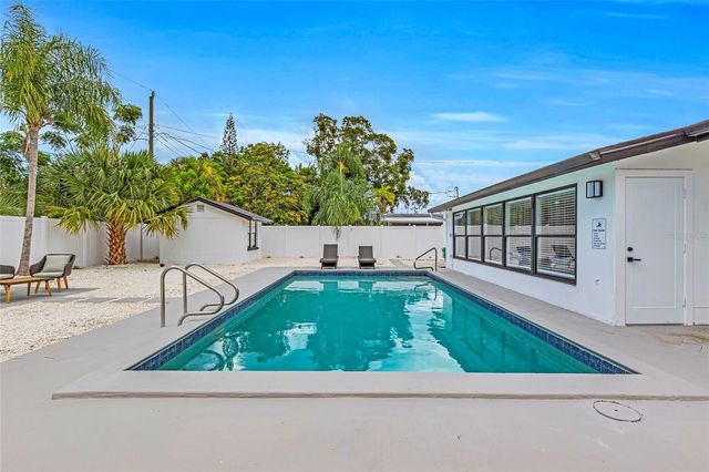 1921 FERN AVENUE, Sarasota, FL 34235
