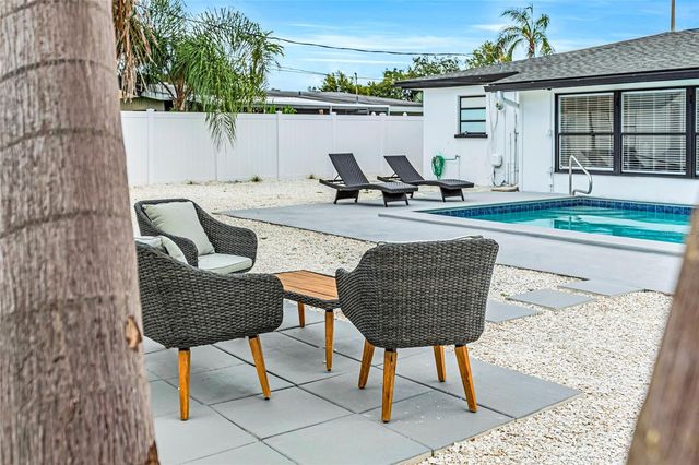 1921 FERN AVENUE, Sarasota, FL 34235