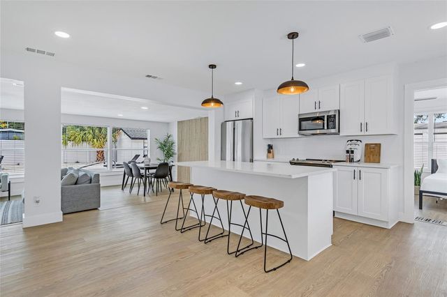 1921 FERN AVENUE, Sarasota, FL 34235