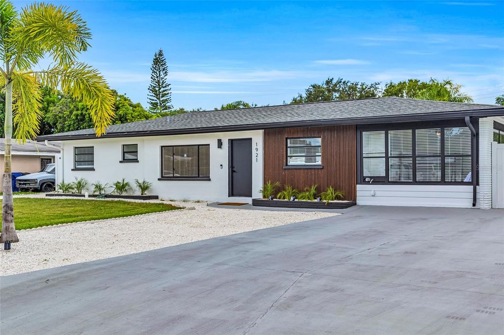 1921 FERN AVENUE, Sarasota, FL 34235