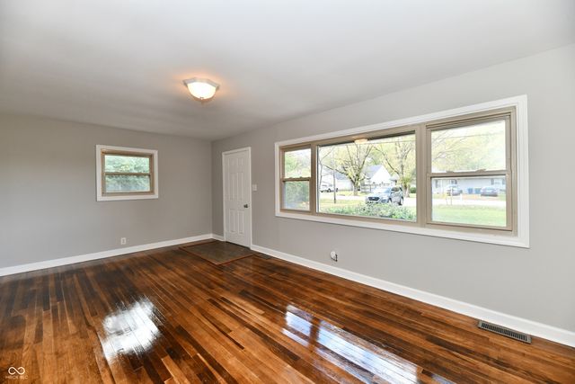 11035 Central Avenue, Carmel, IN 46280