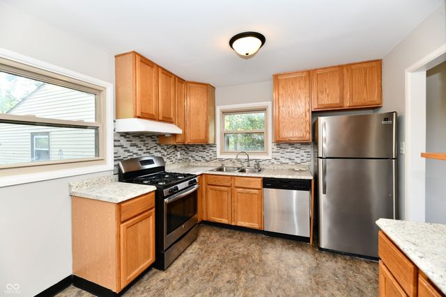 11035 Central Avenue, Carmel, IN 46280