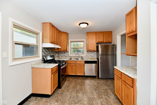 11035 Central Avenue, Carmel, IN 46280