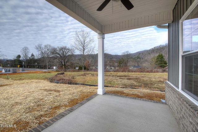 144 Ervin Loop, Erwin, TN 37650