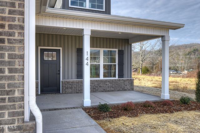 144 Ervin Loop, Erwin, TN 37650