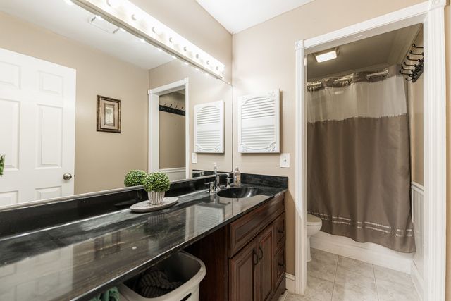 1691 Berkshire Street, Glendale Heights, IL 60139