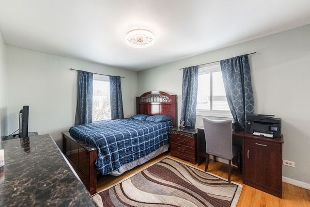 1691 Berkshire Street, Glendale Heights, IL 60139