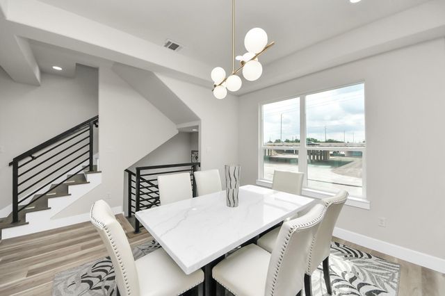 2016 Blodgett Street, Houston, TX 77004