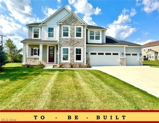 2693 Ledgestone Drive NW, Uniontown, OH 44685