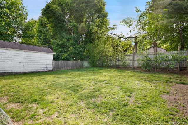 151 Columbus Avenue, Valhalla, NY 10595