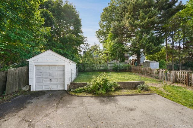 151 Columbus Avenue, Valhalla, NY 10595