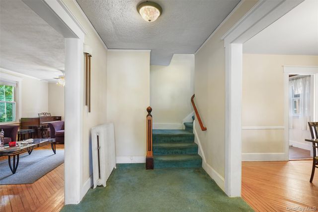 151 Columbus Avenue, Valhalla, NY 10595