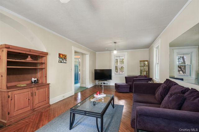 151 Columbus Avenue, Valhalla, NY 10595