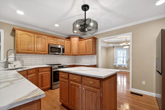 2408 Shellsford Rd, Mcminnville, TN 37110