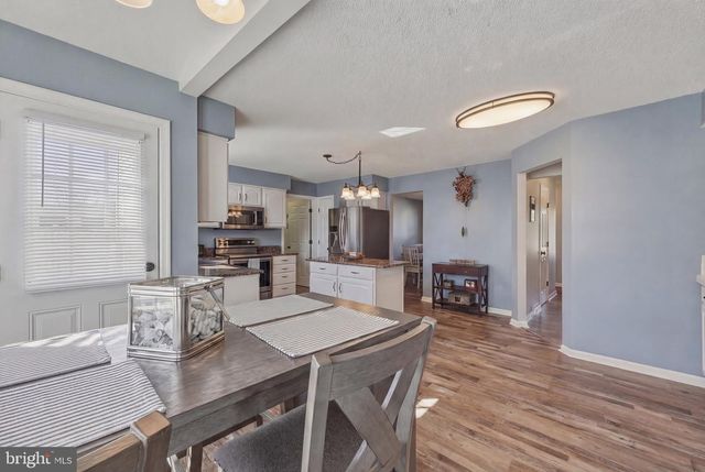 199 PRIMROSE DR, Martinsburg, WV 25404