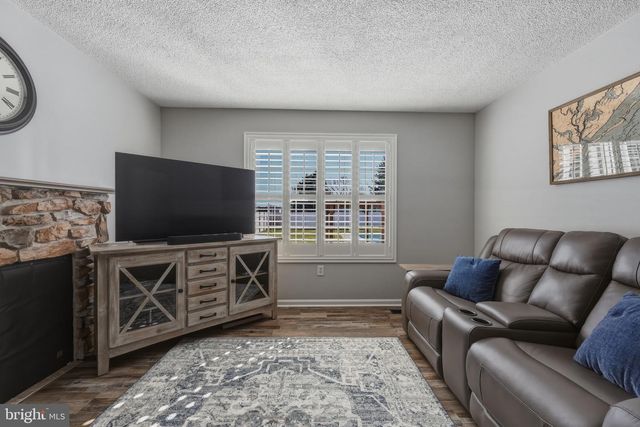 199 PRIMROSE DR, Martinsburg, WV 25404