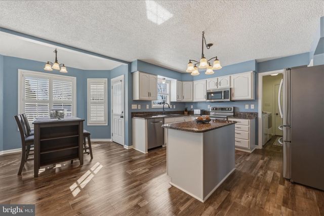 199 PRIMROSE DR, Martinsburg, WV 25404