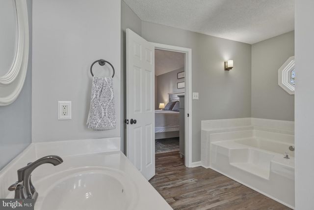 199 PRIMROSE DR, Martinsburg, WV 25404