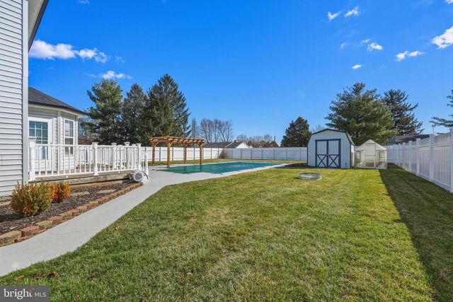 199 PRIMROSE DR, Martinsburg, WV 25404