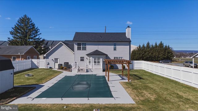 199 PRIMROSE DR, Martinsburg, WV 25404