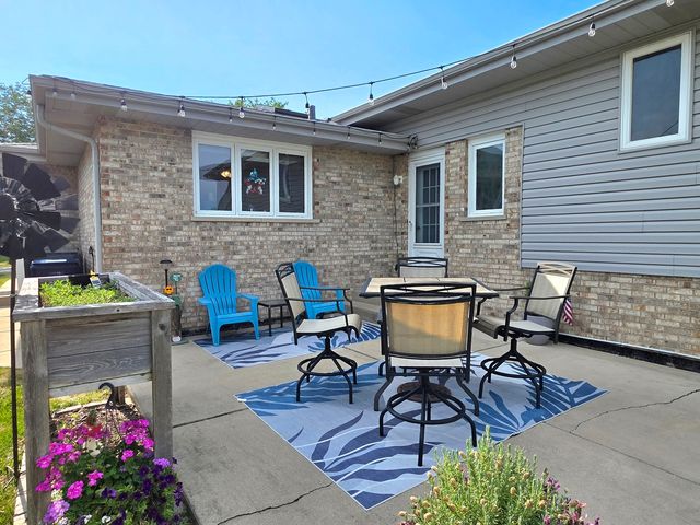 16519 Haven Avenue, Orland Hills, IL 60487