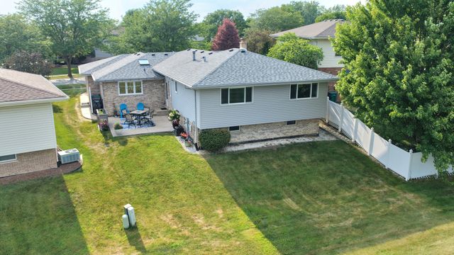 16519 Haven Avenue, Orland Hills, IL 60487