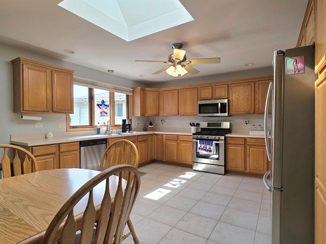16519 Haven Avenue, Orland Hills, IL 60487