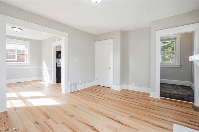 486 Sumatra Avenue, Akron, OH 44305