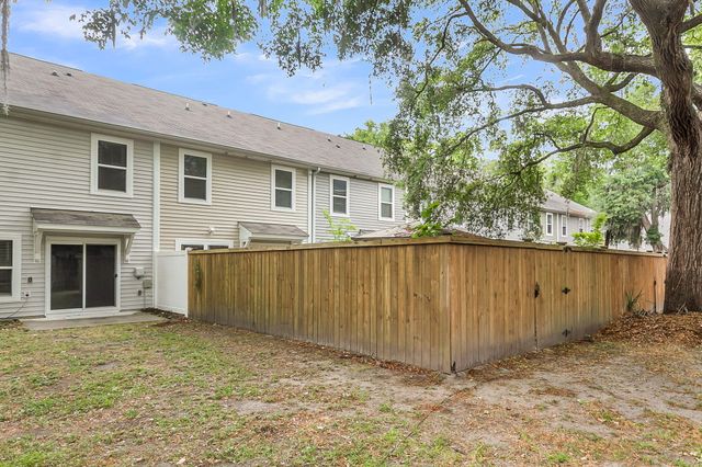 4613 Palm View Circle, North Charleston, SC 29418