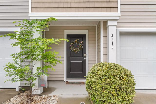 4613 Palm View Circle, North Charleston, SC 29418