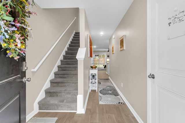 4613 Palm View Circle, North Charleston, SC 29418