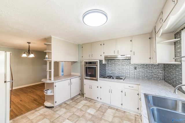 172 T E Mckinney Circle, Owens Cross Roads, AL 35763