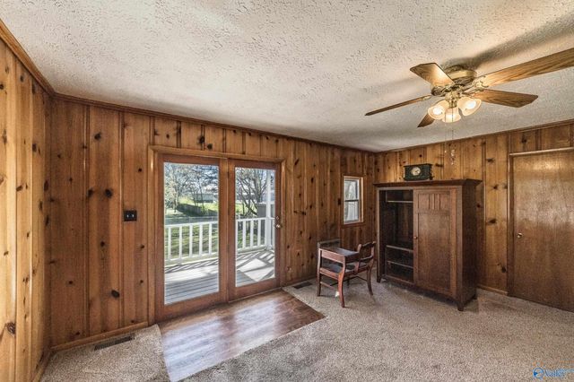 172 T E Mckinney Circle, Owens Cross Roads, AL 35763