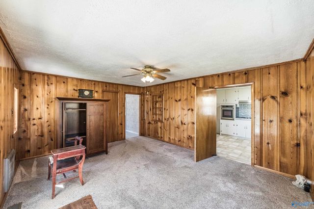 172 T E Mckinney Circle, Owens Cross Roads, AL 35763