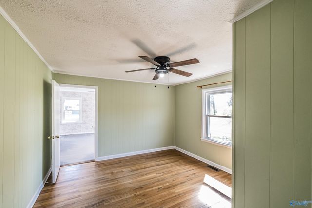 172 T E Mckinney Circle, Owens Cross Roads, AL 35763