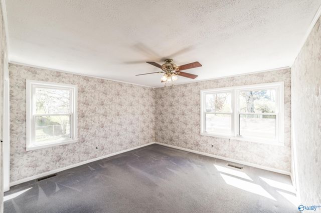 172 T E Mckinney Circle, Owens Cross Roads, AL 35763