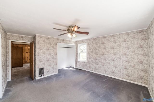 172 T E Mckinney Circle, Owens Cross Roads, AL 35763