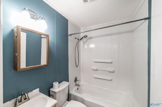 172 T E Mckinney Circle, Owens Cross Roads, AL 35763