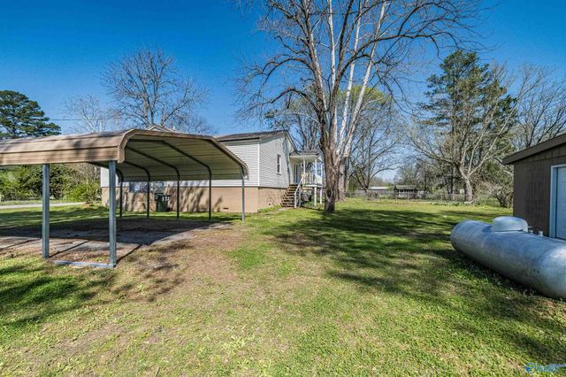 172 T E Mckinney Circle, Owens Cross Roads, AL 35763