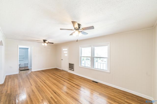 172 T E Mckinney Circle, Owens Cross Roads, AL 35763