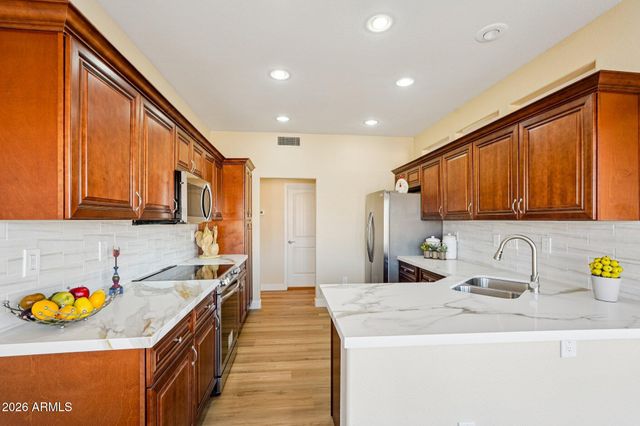 14520 W LAS BRIZAS Lane, Sun City West, AZ 85375