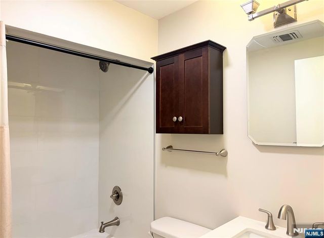 125 Lenox Avenue 2, Ridgewood, NJ 07450
