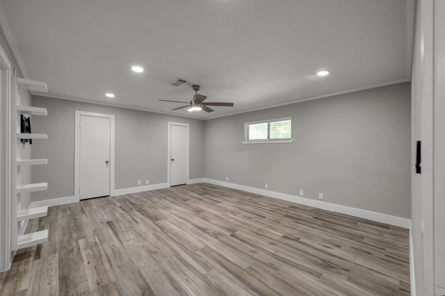 117 Broken Bough Lane, Conroe, TX 77304
